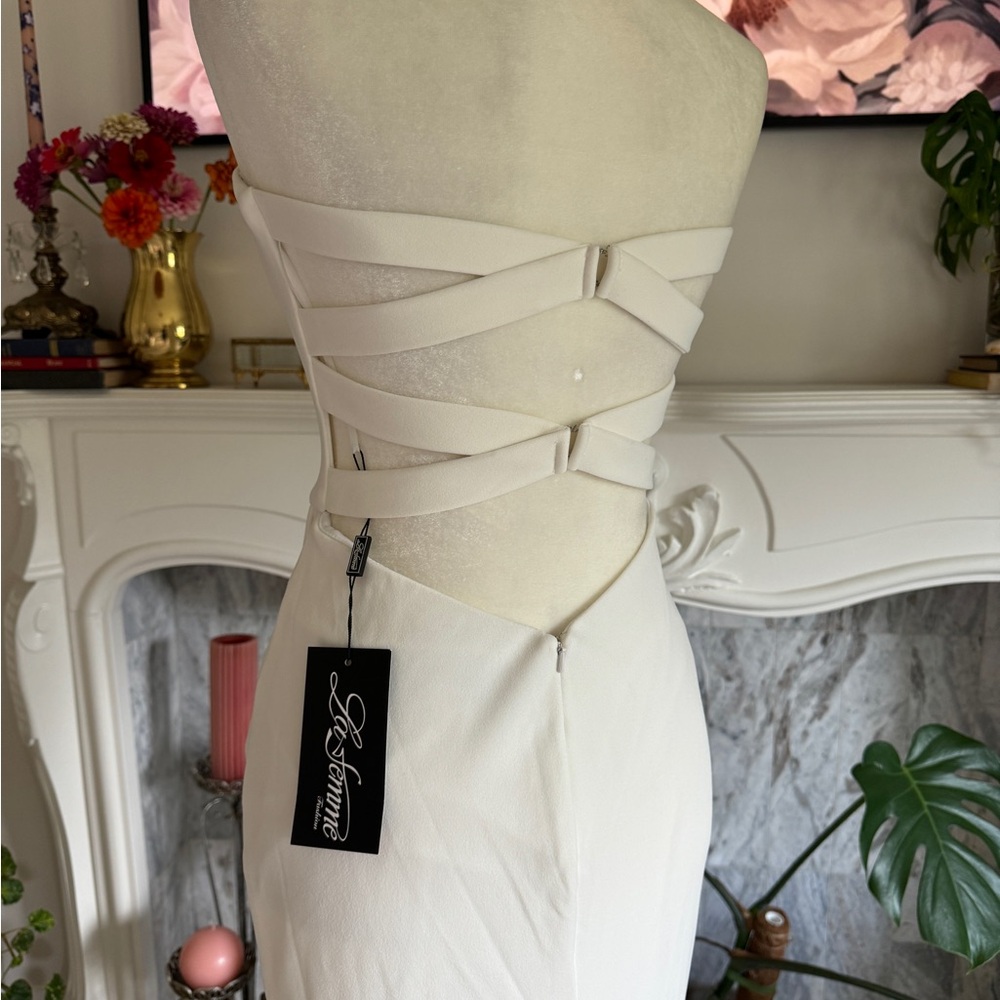 La Femme Strapless Evening Dress in White 27035 - Picture 9 of 13